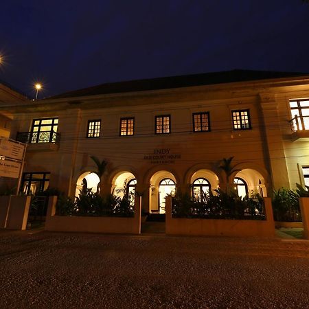 Hotel Alpha Old Court House Kochi Exterior foto