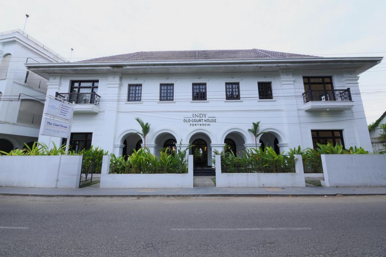 Hotel Alpha Old Court House Kochi Exterior foto